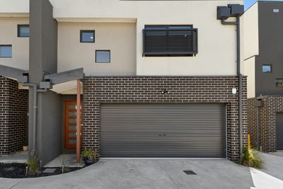 /international/au/9-11-pine-crescent-boronia-vic-152695156/