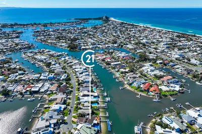 /international/au/41-coomaroo-crescent-minyama-qld-152085664/