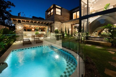 /international/au/17-kendall-street-byron-bay-nsw-152010840/