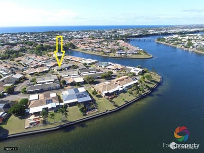 /international/au/245-4-melody-court-warana-qld-151239772/