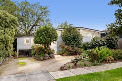 /international/au/2-bolac-street-bayswater-vic-152623488/