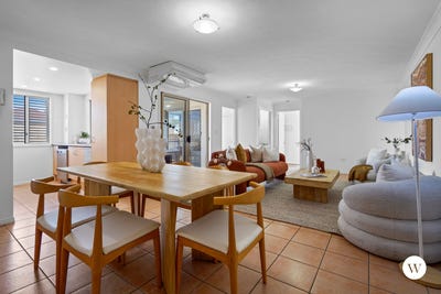 /international/au/9-2-4-irene-street-redcliffe-qld-152544612/