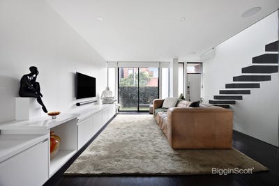 /international/au/18-balmain-street-richmond-vic-150707228/
