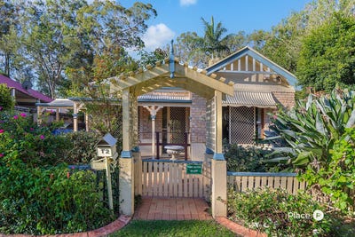 /international/au/12-grasstree-place-forest-lake-qld-151383176/