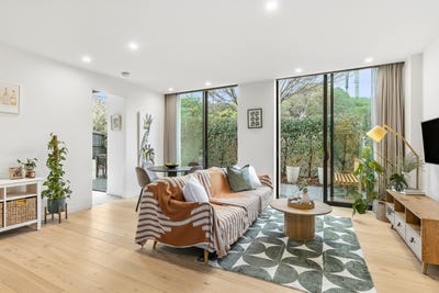/international/au/4-135-carpenter-street-brighton-vic-152486144/