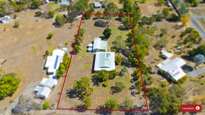 /international/au/12-mark-road-branyan-qld-152479760/