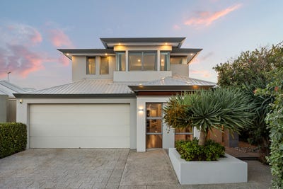 /international/au/17-tallering-way-golden-bay-wa-151409636/