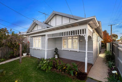 /international/au/130-chirnside-street-kingsville-vic-148372344/
