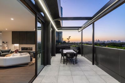 /international/au/the-residence-1187-high-street-armadale-vic-152490292/