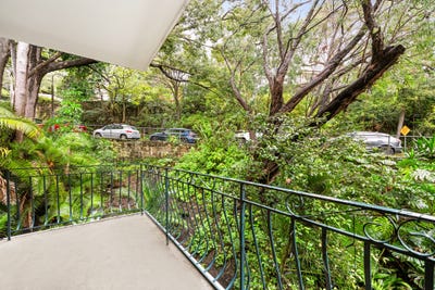 /international/au/9-6-avenue-road-mosman-nsw-151320076/