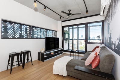 /international/au/704-1-railway-place-cremorne-vic-151229364/