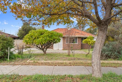 /international/au/392-kew-street-cloverdale-wa-151520928/