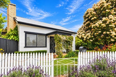 /international/au/7-colquhoun-street-stawell-vic-152640224/