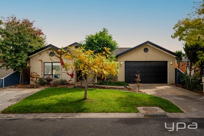 /international/au/16-yankos-drive-werribee-vic-150938216/