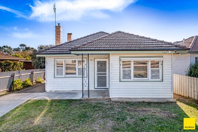 /international/au/377-napier-street-white-hills-vic-148300000/