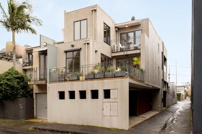 /international/au/1-17-john-street-clifton-hill-vic-151321032/