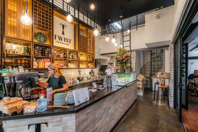 /international/au/23-23-howard-avenue-dee-why-nsw-505114936/