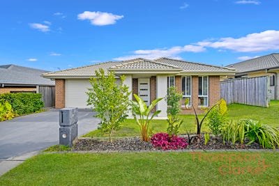 /international/au/7-plover-circuit-aberglasslyn-nsw-148413436/