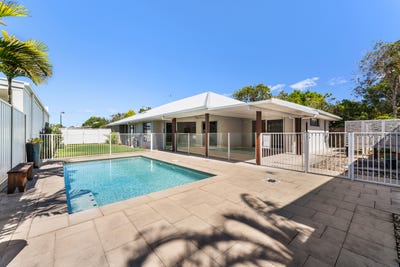 /international/au/8-blade-court-birtinya-qld-152456400/