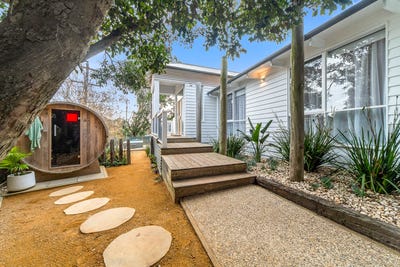 /international/au/30-mountain-view-road-mount-eliza-vic-148399332/