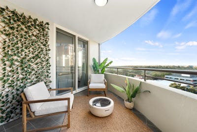 /international/au/86-14-brown-street-chatswood-nsw-152428808/