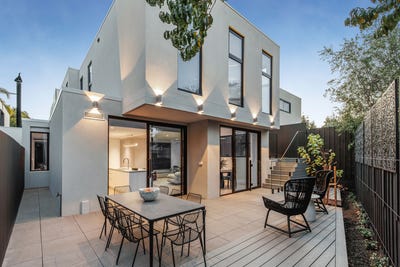 /international/au/1-68-spray-street-elwood-vic-151112444/