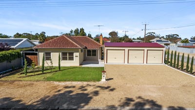 /international/au/19-north-terrace-maitland-sa-152686404/