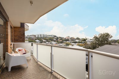 /international/au/5-46-upper-lancaster-road-ascot-qld-148621868/
