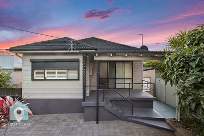 /international/au/282-flagstaff-road-lake-heights-nsw-152669792/