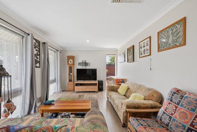 /international/au/34-lawrence-street-gosnells-wa-152505724/