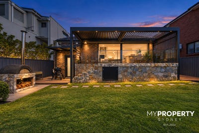 /international/au/8-robert-avenue-russell-lea-nsw-152409828/