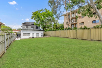 /international/au/37-beatrice-street-taringa-qld-150647452/