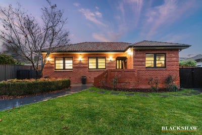 /international/au/20-bannister-gardens-griffith-act-151395252/