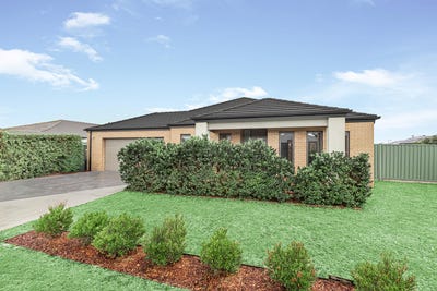 /international/au/29-keane-street-koroit-vic-151148956/