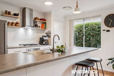 /international/au/4-11-beaconsfield-street-st-james-wa-148569112/?lang=id