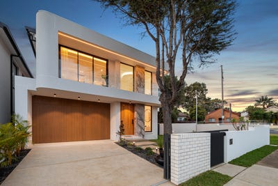 /international/au/2c-warwick-street-hurstville-nsw-151103568/