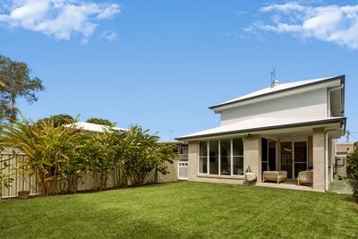/international/au/91-nothling-street-moffat-beach-qld-150932544/