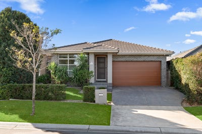 /international/au/12-radisich-loop-oran-park-nsw-148540280/