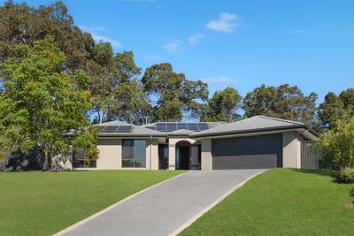 /international/au/23-daintree-close-banora-point-nsw-151380688/