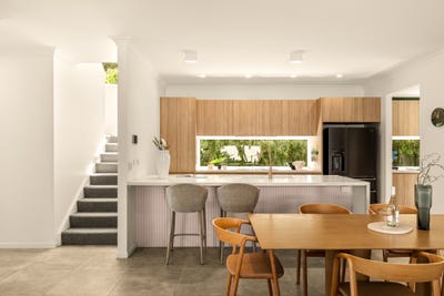 /international/au/99-gerler-street-bardon-qld-152558776/