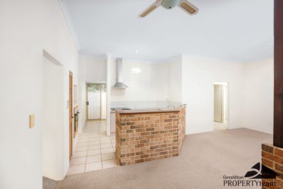 /international/au/23b-mitchell-heights-dongara-wa-152210100/