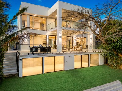 /international/au/26-panitz-street-sorrento-qld-152559988/