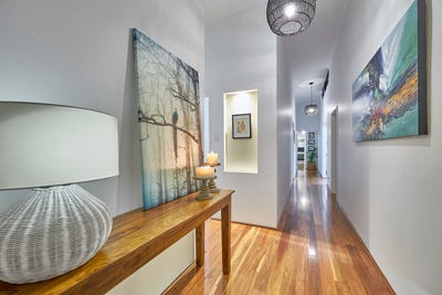 /international/au/8-vista-grove-mount-nasura-wa-148150544/