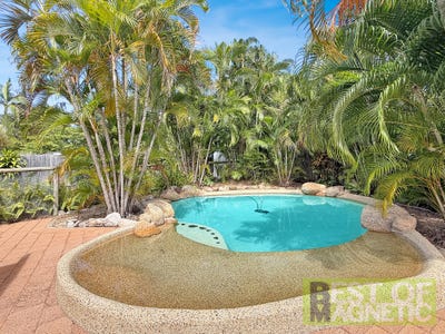/international/au/10-york-court-horseshoe-bay-qld-151160188/