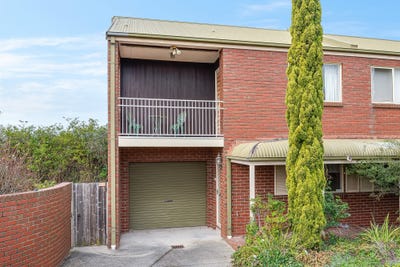 /international/au/1-32-glastonbury-drive-highton-vic-151241440/