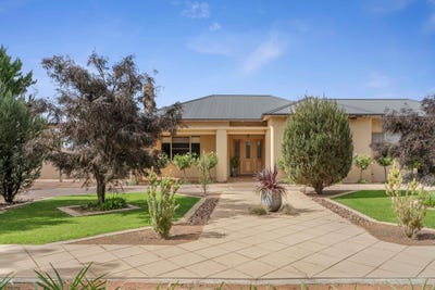 /international/au/103-old-blanchetown-road-waikerie-sa-150762808/