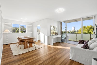 /international/au/10-16-eaton-street-neutral-bay-nsw-150818864/