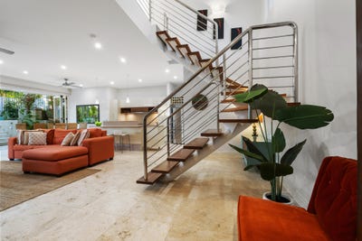/international/au/9-31-39-murphy-street-port-douglas-qld-148400060/