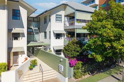 /international/au/unit-25-36-charlotte-street-wynnum-qld-151379988/
