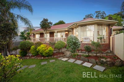/international/au/13-michael-lane-mount-evelyn-vic-152371816/